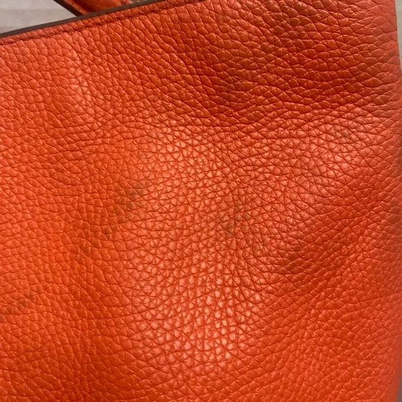 Coach Edie 31 Pebbled Leather Shoulder Tote in Bright Orange  Hang Tag & Dustbag - Picture 12 of 14